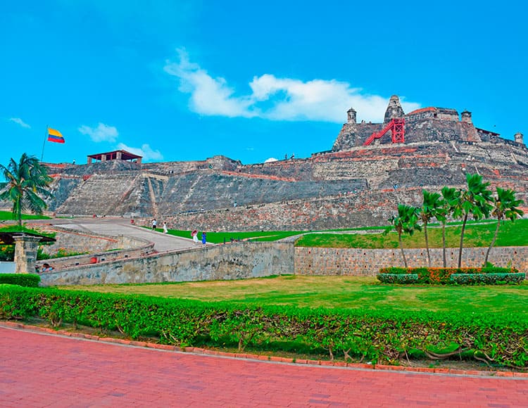 chiva-tradicional-cartagena-city-tour6