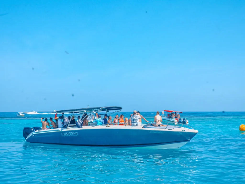 CHOLÓN FOREVER BOAT PARTY
