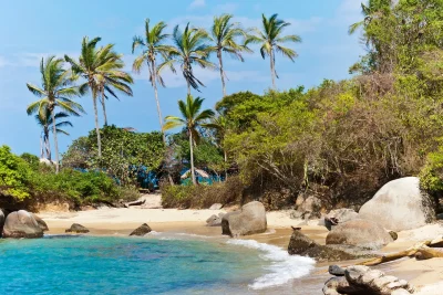 TOUR A PLAYA CRISTAL EN EL PARQUE TAYRONA DESDE CARTAGENA