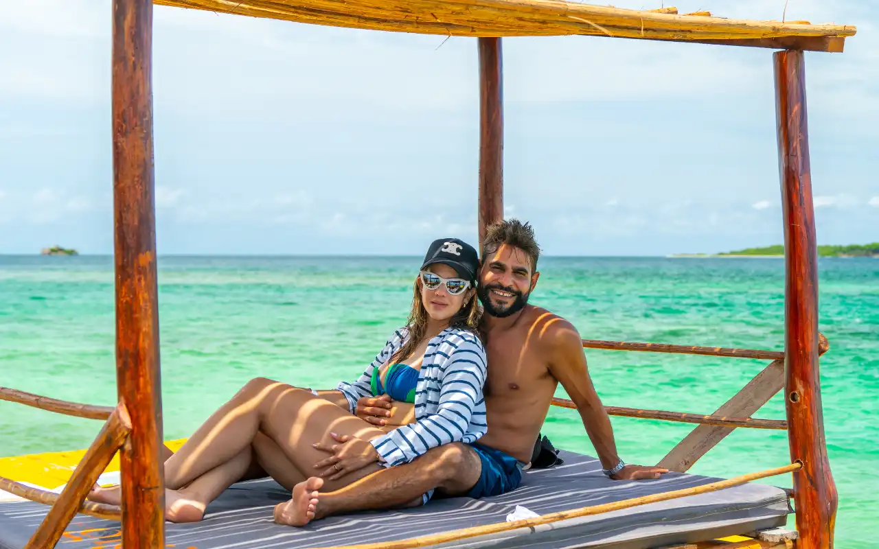 sunbeds-isla-mulata-cartagena