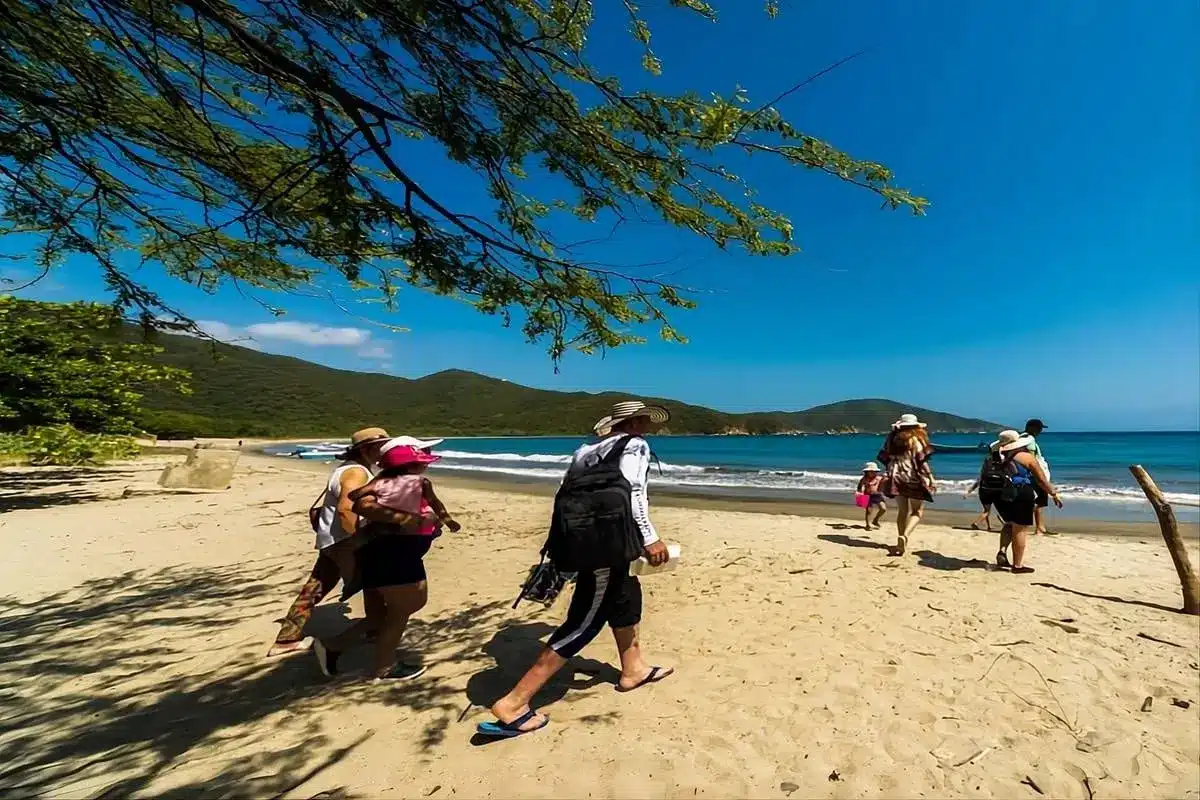 TOUR A PLAYA CRISTAL EN EL PARQUE TAYRONA DESDE CARTAGENA
