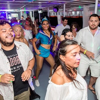 NOCHE BLANCA CARTAGENA BEQUIA EAGLE
