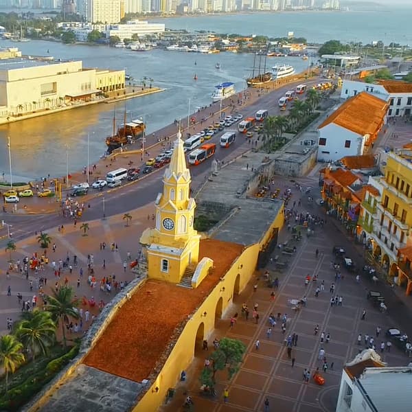 Tours Bahía De Cartagena Barco Bequia