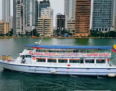 Tours Bahía De Cartagena Barco Bequia