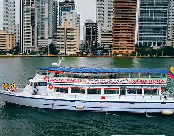 Tours Bahía De Cartagena Barco Bequia